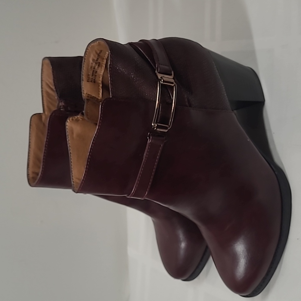 Cloud Walkers Women's Ankle Boot - Picture 6 of 12